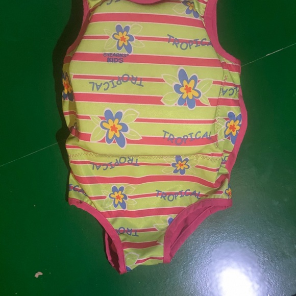 Floater girls swim suit small size  5-6 like new - Picture 2 of 9